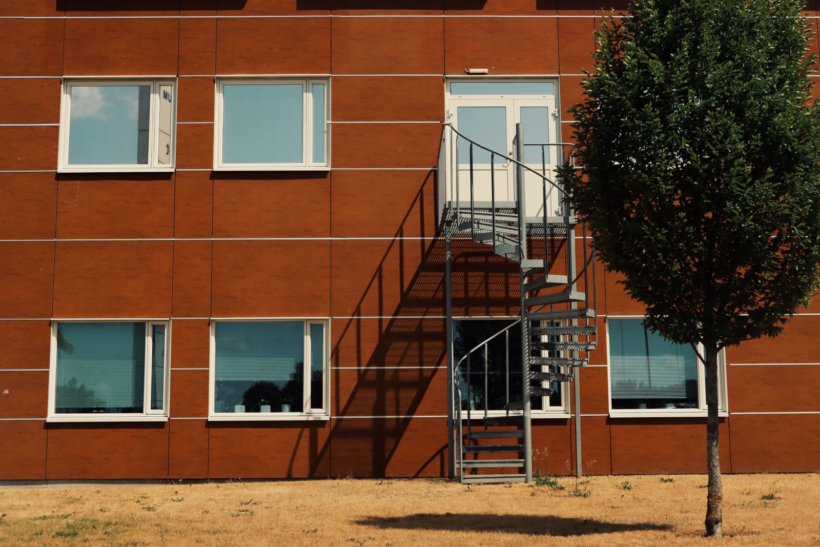 Rental apartment building